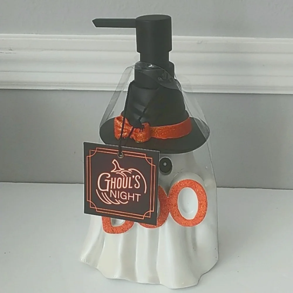 Halloween White Ghost Liquid Soap Lotion Pump Dispenser Spooky
